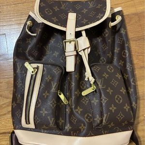 LEATHER BACKPACK
